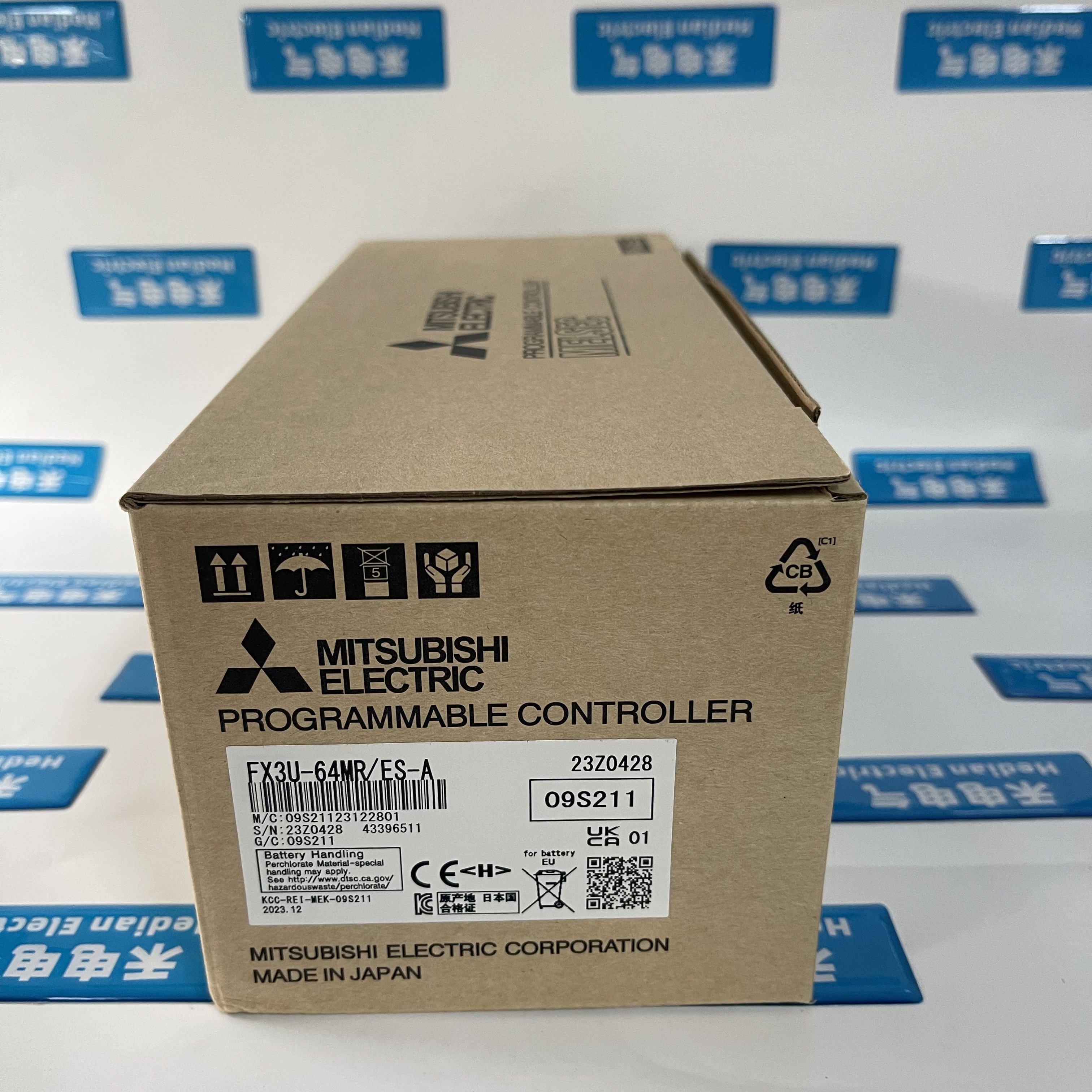 Mitsubishi PLC Controller FX3U-64MR/ES-A