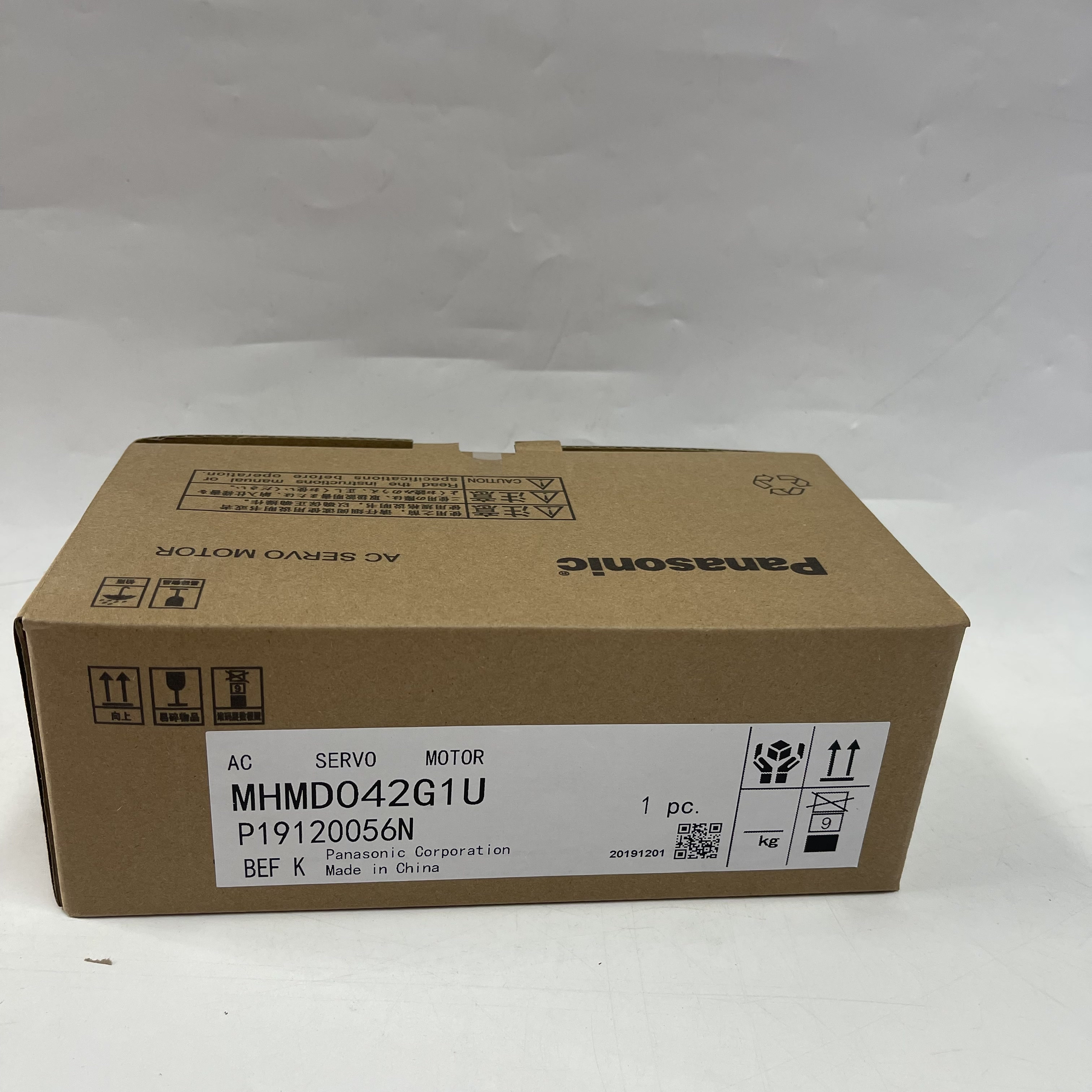 Panasonic AC Servo Motor MHMD042G1U