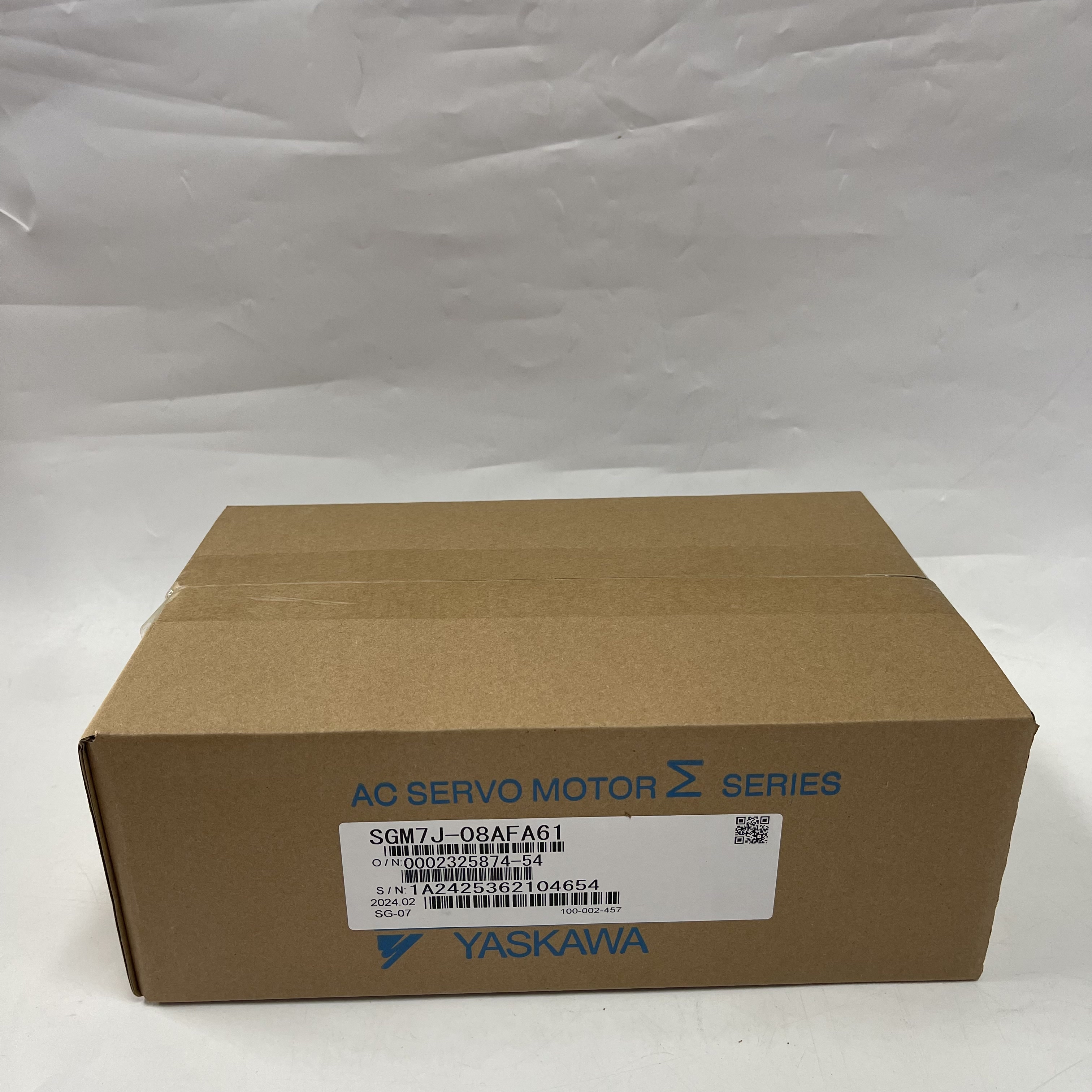 Yaskawa AC Servo Motor SGM7J-08AFA61