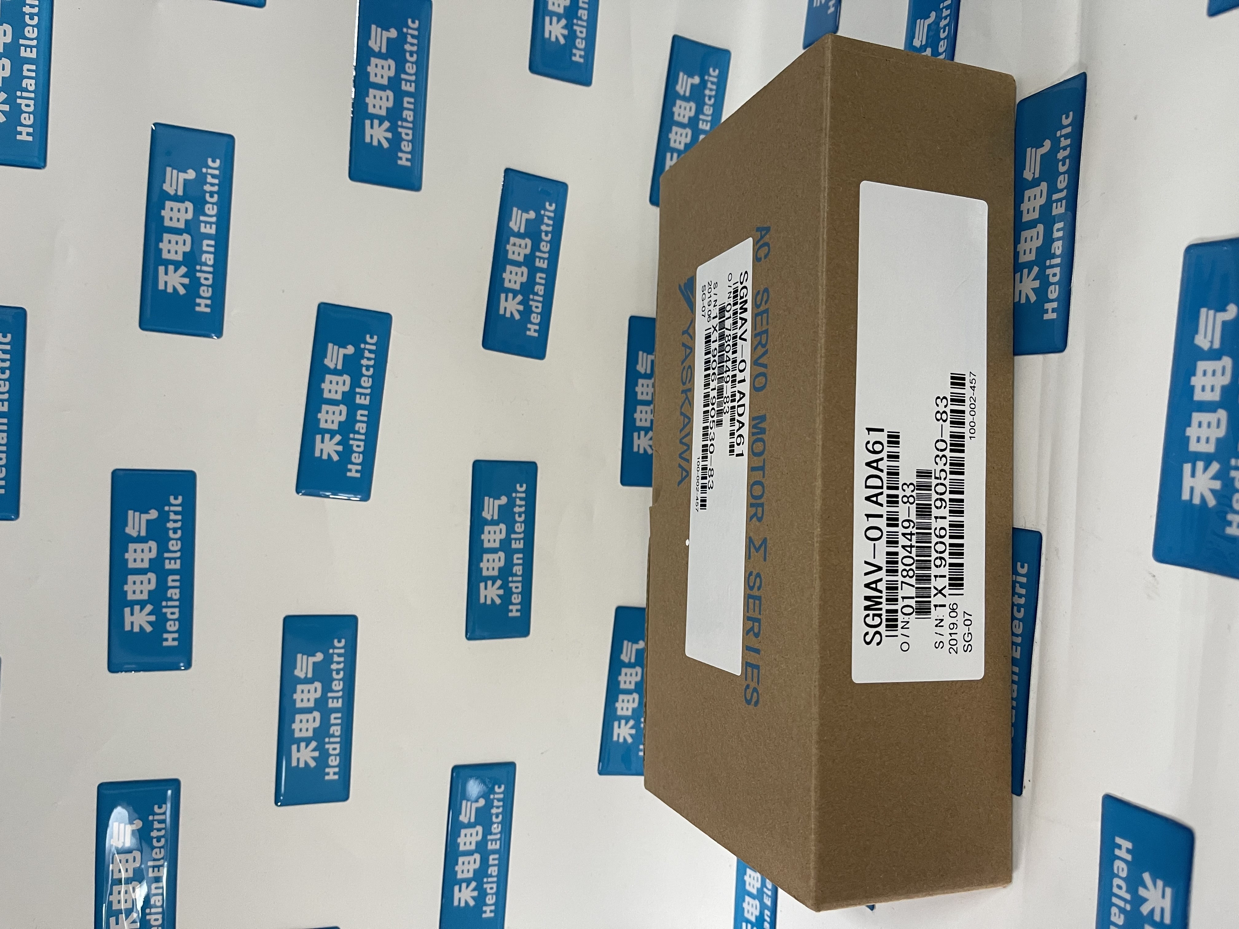 Yaskawa AC Servo Motor SGMAV-01ADA61