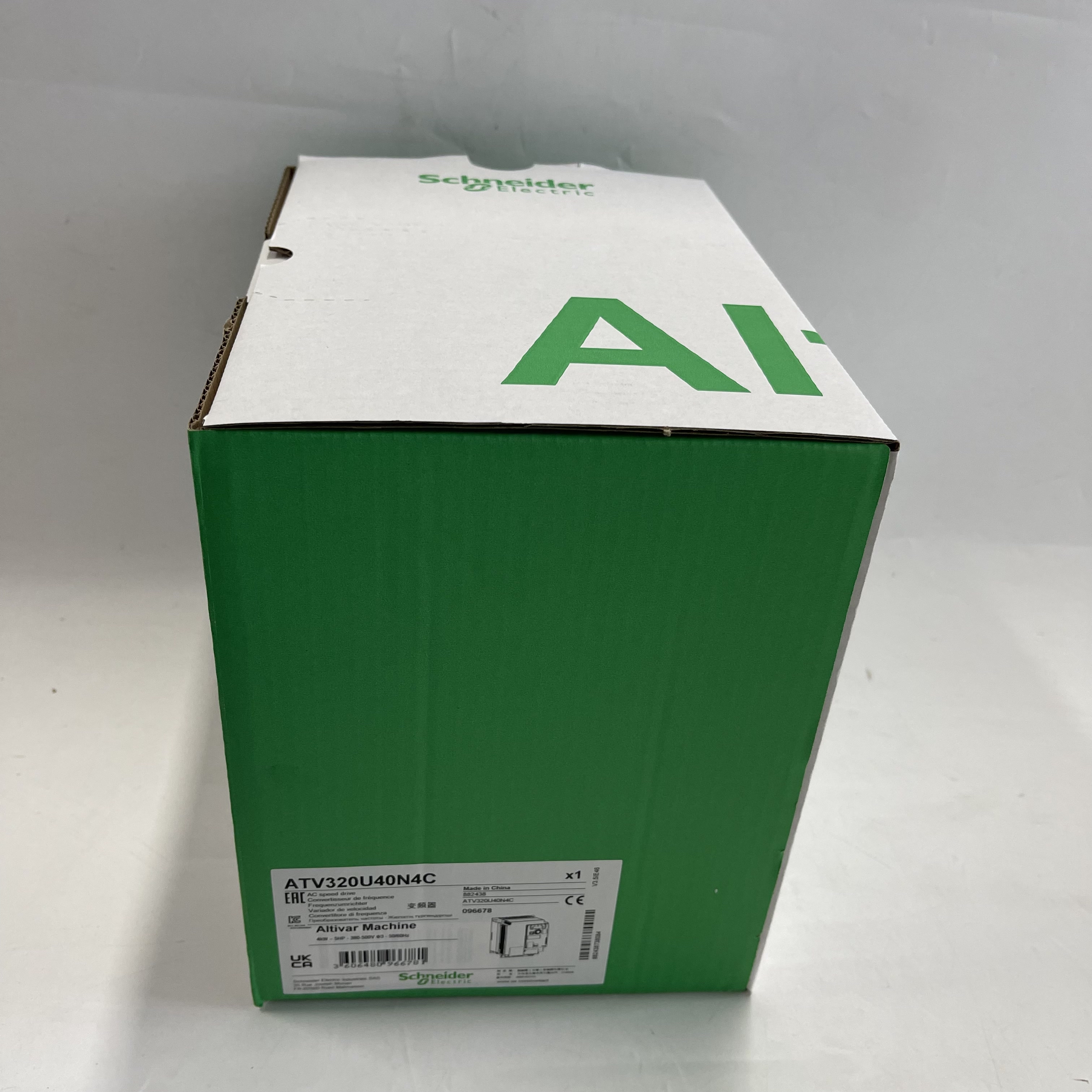 Schneider Variable Frequency Drive (VFD) ATV320U40N4C