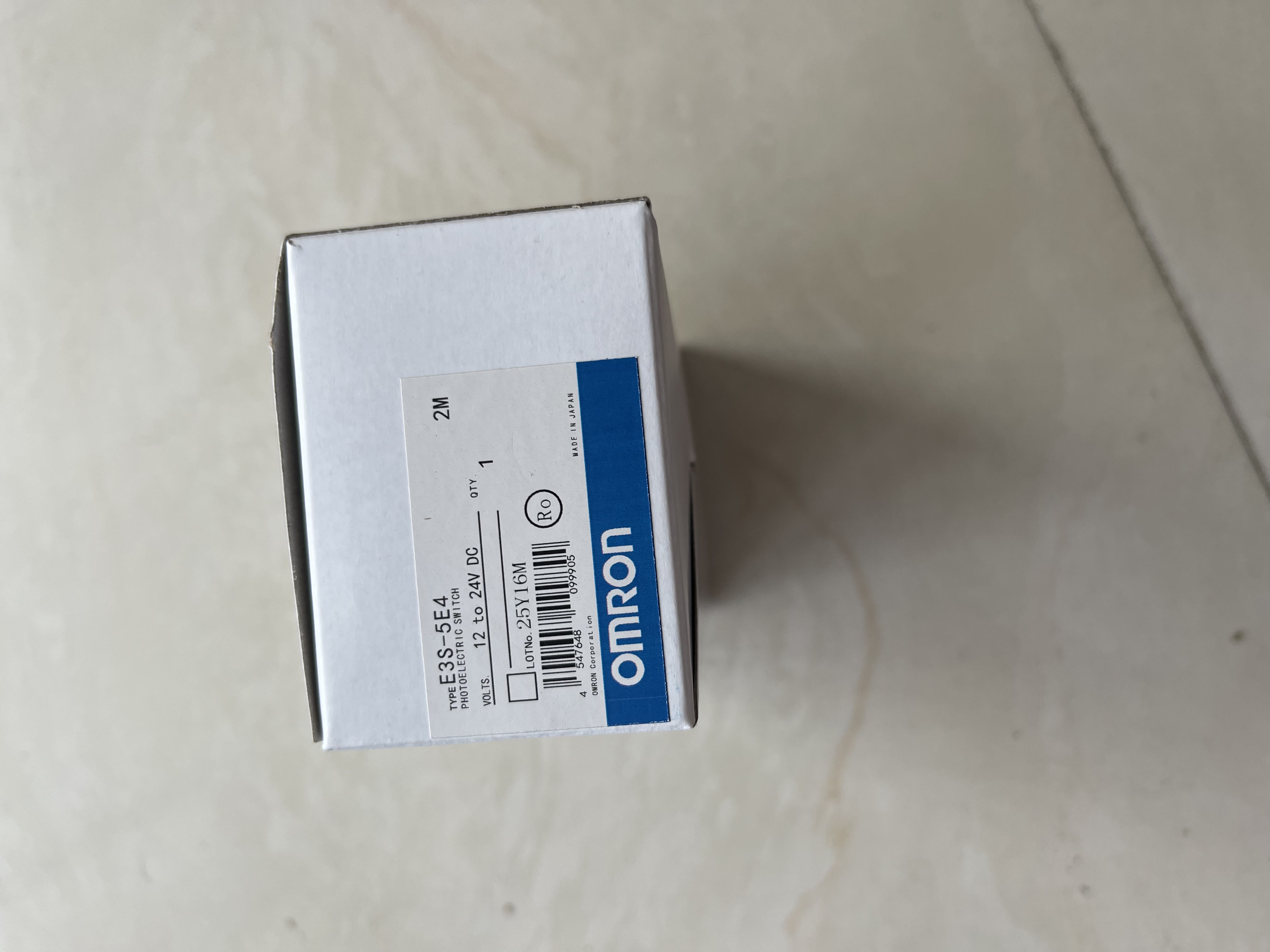 OMRON Photoelectric Switch E3S-5E4