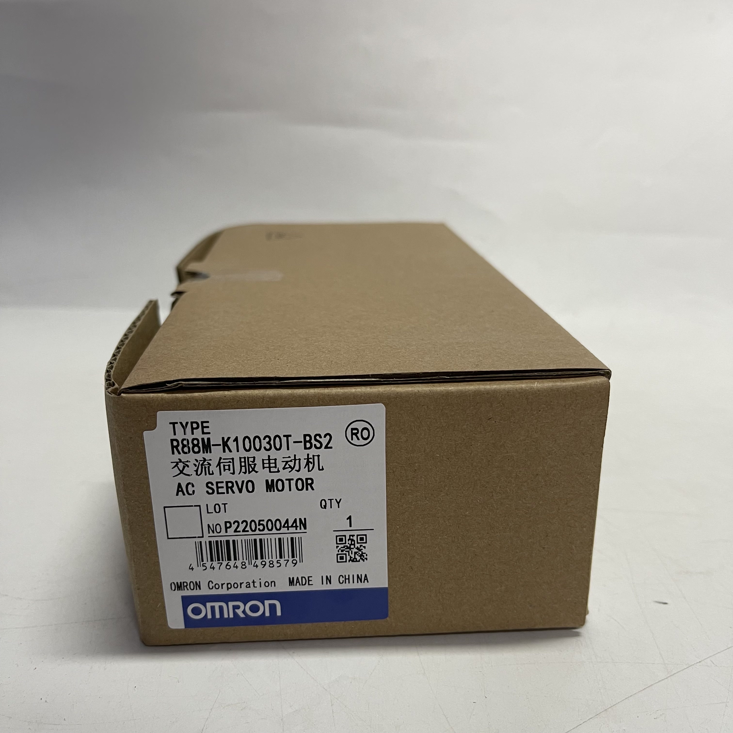 OMRON AC Servo Motor R88M-K10030T-BS2