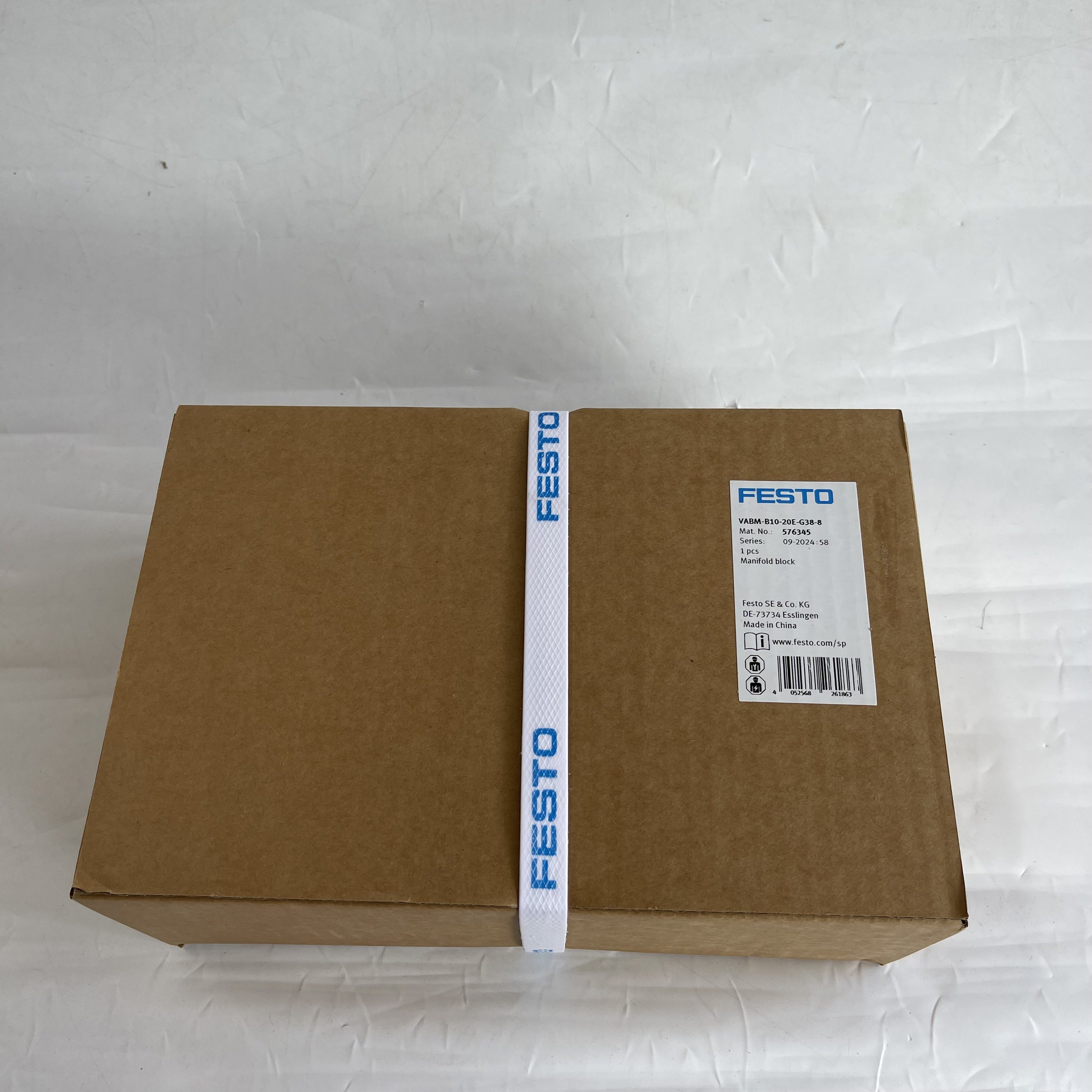 Festo Pneumatic Manifold Block VABM-B10-20E-G38-8